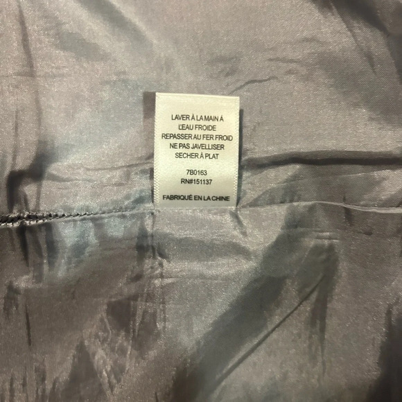 Anthropologie Isla Maude 3/4 length floral chromatic skirt sz S  excellent cond - Picture 10 of 10